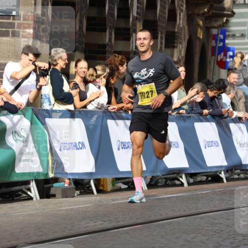 13.09.2026 - 21. swb-Marathon Bremen Strokosch-Dieckow http://msf.ph/oto/10287640 13.09.2026 10:38:59 Ziel 10441, 12370, 13507, 13539, 11454, 12003, 13641 meine-sportfotos.de