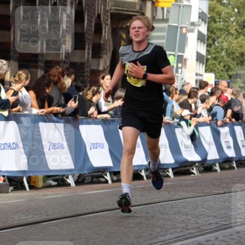 13.09.2026 - 21. swb-Marathon Bremen Strokosch-Dieckow http://msf.ph/oto/10287673 13.09.2026 10:39:01 Ziel 10441, 11127, 12370, 13539, 11227, 11454, 12003, 13641 meine-sportfotos.de