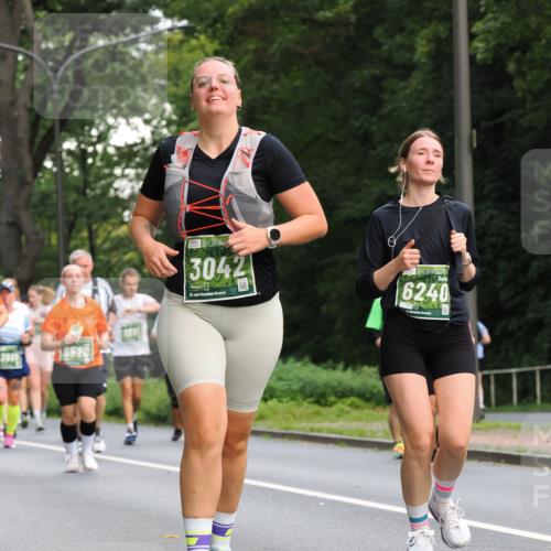 13.09.2026 - 21. swb-Marathon Bremen TobiasT http://msf.ph/oto/10287735 13.09.2026 12:22:55 Laufen 8520, 3042, 21, 6240 meine-sportfotos.de