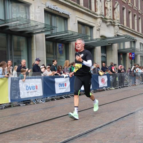 13.09.2026 - 21. swb-Marathon Bremen Strokosch-Dieckow http://msf.ph/oto/10287813 13.09.2026 10:43:20 Ziel 10328, 10618, 10742, 11019, 11468, 11607, 11826, 11948, 12250, 12253, 13509, 10336, 10346, 10456, 11042, 11143, 11265, 11442, 11632, 12053, 12406, 12469, 13523 meine-sportfotos.de