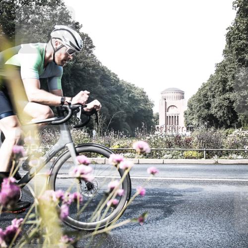 13.09.2026 - Stadtparktriathlon H.Heesch http://msf.ph/oto/10287884 13.09.2026 11:26:01 Radfahren 598, 1797 meine-sportfotos.de