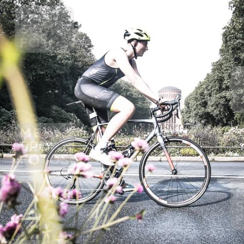 13.09.2026 - Stadtparktriathlon H.Heesch http://msf.ph/oto/10287899 13.09.2026 11:26:09 Radfahren 616, 626, 629, 697, 1798 meine-sportfotos.de