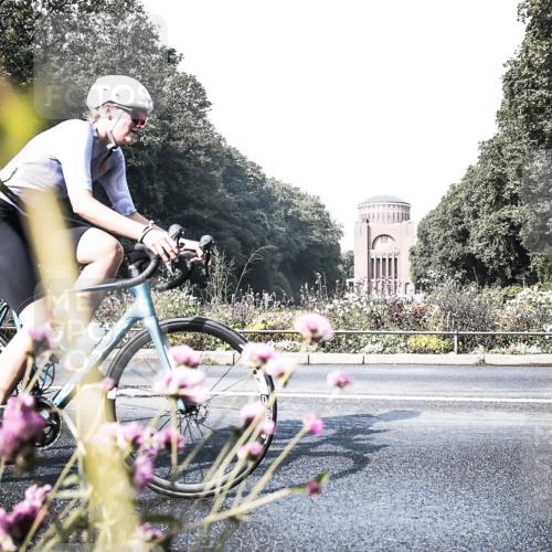 13.09.2026 - Stadtparktriathlon H.Heesch http://msf.ph/oto/10287925 13.09.2026 11:26:20 Radfahren 703, 792, 820 meine-sportfotos.de