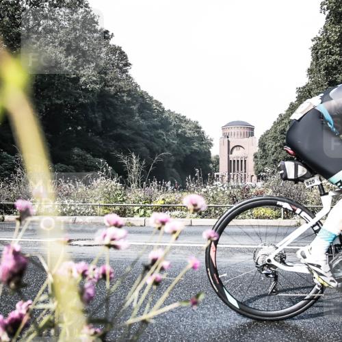 13.09.2026 - Stadtparktriathlon H.Heesch http://msf.ph/oto/10287944 13.09.2026 11:26:23 Radfahren 660, 730, 746, 792, 820 meine-sportfotos.de