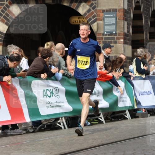 13.09.2026 - 21. swb-Marathon Bremen Strokosch-Dieckow http://msf.ph/oto/10287985 13.09.2026 10:39:39 Ziel 11227, 11454, 13556, 13641, 12339, 13519, 13642 meine-sportfotos.de