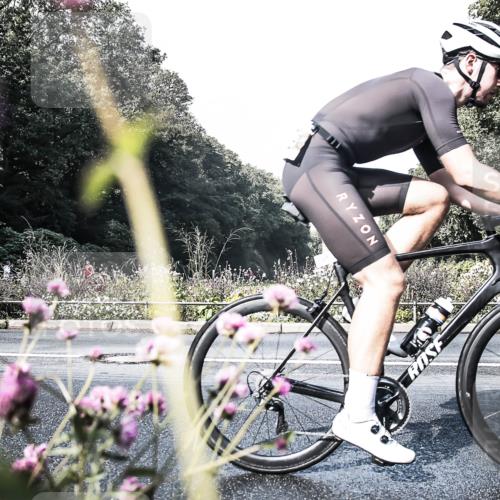 13.09.2026 - Stadtparktriathlon H.Heesch http://msf.ph/oto/10288049 13.09.2026 11:27:13 Radfahren 595, 600, 726, 798 meine-sportfotos.de