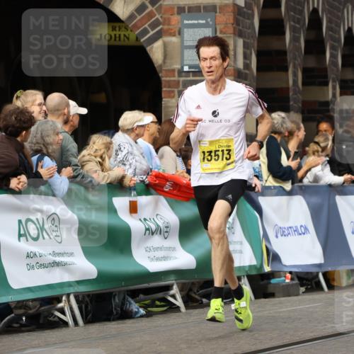 13.09.2026 - 21. swb-Marathon Bremen Strokosch-Dieckow http://msf.ph/oto/10288081 13.09.2026 10:39:44 Ziel 11227, 11713, 12404, 13556, 13641, 11198, 11721, 12144, 12339, 13519 meine-sportfotos.de