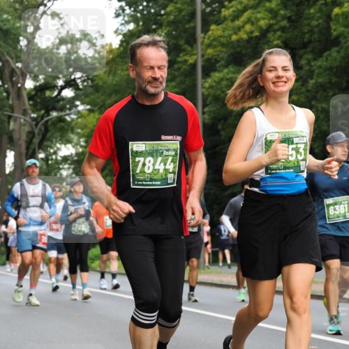 13.09.2026 - 21. swb-Marathon Bremen TobiasT http://msf.ph/oto/10288100 13.09.2026 12:24:04 Laufen 12812, 7844, 21, 40, 21, 26, 6361 meine-sportfotos.de
