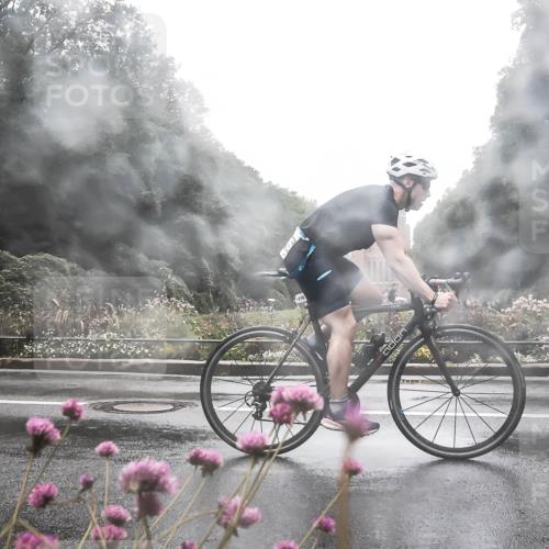 13.09.2026 - Stadtparktriathlon H.Heesch http://msf.ph/oto/10288153 13.09.2026 12:42:07 Radfahren 1196, 1210, 1276, 1293 meine-sportfotos.de