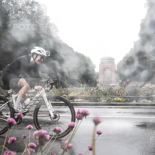 13.09.2026 - Stadtparktriathlon H.Heesch http://msf.ph/oto/10288157 13.09.2026 12:42:17 Radfahren 1150, 1168, 1177, 1288 meine-sportfotos.de