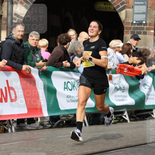 13.09.2026 - 21. swb-Marathon Bremen Strokosch-Dieckow http://msf.ph/oto/10288167 13.09.2026 10:39:51 Ziel 11713, 12404, 13513, 13556, 13642, 11198, 11721, 12144 meine-sportfotos.de