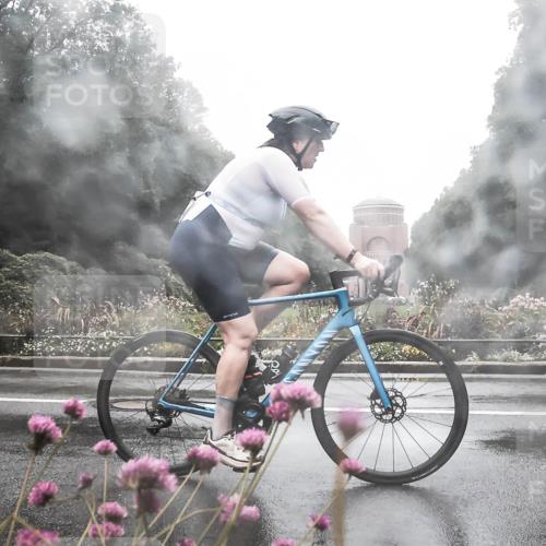13.09.2026 - Stadtparktriathlon H.Heesch http://msf.ph/oto/10288171 13.09.2026 12:42:21 Radfahren 1168, 1177, 1288 meine-sportfotos.de