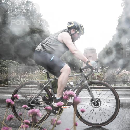 13.09.2026 - Stadtparktriathlon H.Heesch http://msf.ph/oto/10288191 13.09.2026 12:42:33 Radfahren 1043, 1096, 1106, 1117, 1159 meine-sportfotos.de