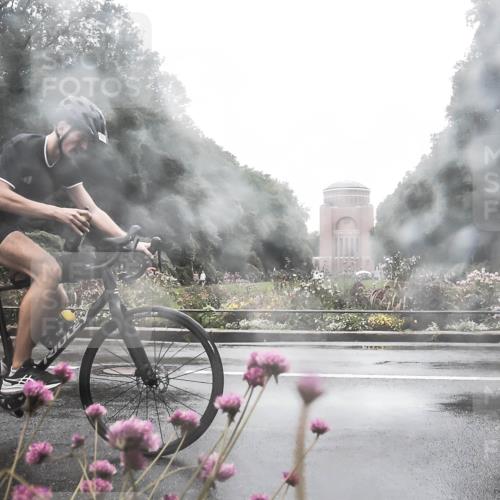 13.09.2026 - Stadtparktriathlon H.Heesch http://msf.ph/oto/10288222 13.09.2026 12:42:54 Radfahren 1025, 1031, 1239, 1306 meine-sportfotos.de
