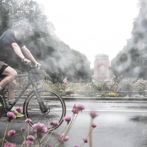 13.09.2026 - Stadtparktriathlon H.Heesch http://msf.ph/oto/10288279 13.09.2026 12:43:19 Radfahren 1195 meine-sportfotos.de