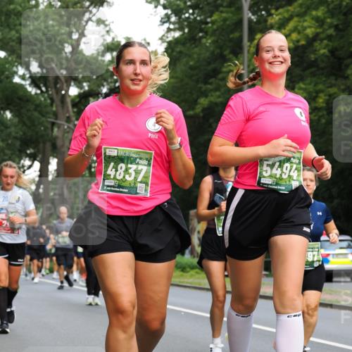 13.09.2026 - 21. swb-Marathon Bremen TobiasT http://msf.ph/oto/10288291 13.09.2026 12:24:28 Laufen 20, 4837, 6406, 21, 25, 5494, 6154, 21, 240 meine-sportfotos.de