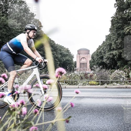 13.09.2026 - Stadtparktriathlon H.Heesch http://msf.ph/oto/10288298 13.09.2026 11:31:37 Radfahren 601, 700, 807 meine-sportfotos.de