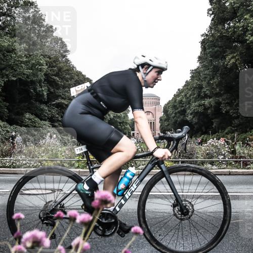 13.09.2026 - Stadtparktriathlon H.Heesch http://msf.ph/oto/10288362 13.09.2026 11:32:45 Radfahren 736, 747, 772 meine-sportfotos.de