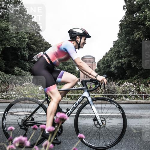 13.09.2026 - Stadtparktriathlon H.Heesch http://msf.ph/oto/10288380 13.09.2026 11:32:52 Radfahren 657, 677, 712, 739, 747 meine-sportfotos.de
