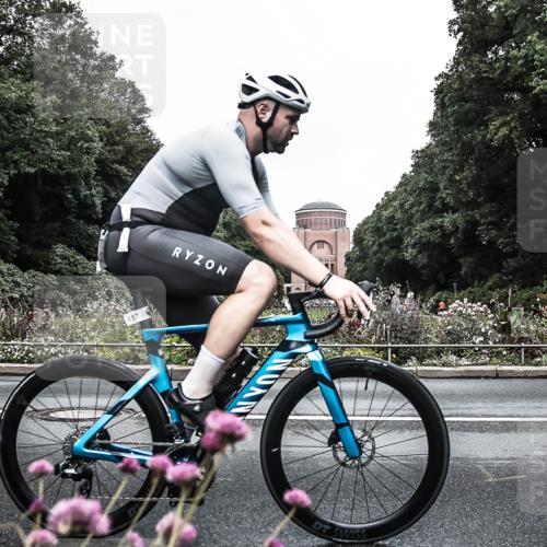 13.09.2026 - Stadtparktriathlon H.Heesch http://msf.ph/oto/10288388 13.09.2026 11:32:55 Radfahren 649, 657, 677, 739, 818, 828 meine-sportfotos.de
