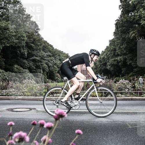 13.09.2026 - Stadtparktriathlon H.Heesch http://msf.ph/oto/10288402 13.09.2026 11:32:59 Radfahren 606, 649, 662, 801, 818, 828 meine-sportfotos.de