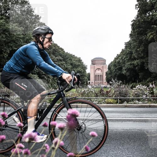13.09.2026 - Stadtparktriathlon H.Heesch http://msf.ph/oto/10288423 13.09.2026 11:33:08 Radfahren 684, 735, 758, 770 meine-sportfotos.de