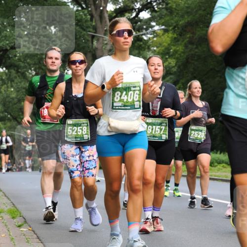 13.09.2026 - 21. swb-Marathon Bremen TobiasT http://msf.ph/oto/10288430 13.09.2026 12:24:45 Laufen 18, 5258, 8406, 6560, 21, 9157, 2520 meine-sportfotos.de
