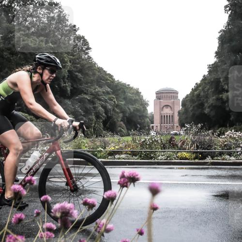 13.09.2026 - Stadtparktriathlon H.Heesch http://msf.ph/oto/10288458 13.09.2026 12:45:32 Radfahren 1298 meine-sportfotos.de