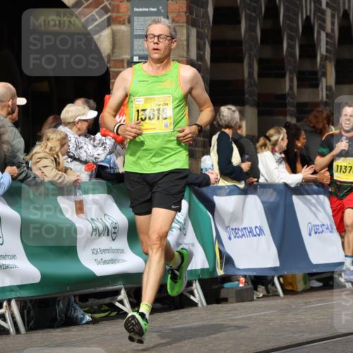 13.09.2026 - 21. swb-Marathon Bremen Strokosch-Dieckow http://msf.ph/oto/10288465 13.09.2026 10:40:37 Ziel 13616, 10575, 11903, 12477 meine-sportfotos.de