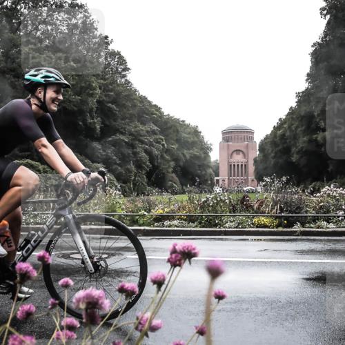 13.09.2026 - Stadtparktriathlon H.Heesch http://msf.ph/oto/10288476 13.09.2026 12:45:48 Radfahren 1087, 1153, 1254, 1255 meine-sportfotos.de