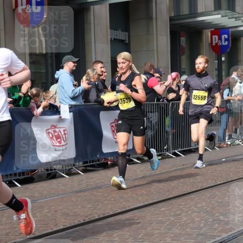 13.09.2026 - 21. swb-Marathon Bremen Strokosch-Dieckow http://msf.ph/oto/10288477 13.09.2026 10:44:01 Ziel 10956, 11108, 11148, 11438, 11644, 11758, 10337, 10342, 11019, 11208, 11312, 11447, 11614, 11930, 11948, 12250, 12253, 12436, 12559, 13538 meine-sportfotos.de