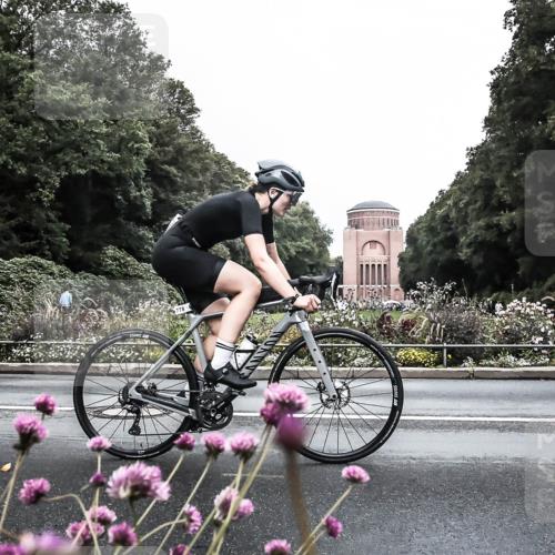 13.09.2026 - Stadtparktriathlon H.Heesch http://msf.ph/oto/10288497 13.09.2026 11:34:37 Radfahren 694, 778, 1797 meine-sportfotos.de