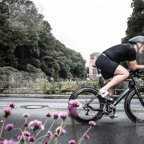 13.09.2026 - Stadtparktriathlon H.Heesch http://msf.ph/oto/10288507 13.09.2026 11:34:52 Radfahren 697, 819, 891, 897 meine-sportfotos.de
