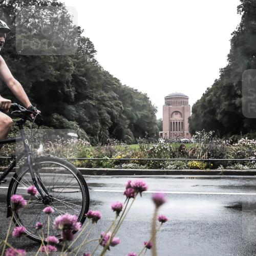 13.09.2026 - Stadtparktriathlon H.Heesch http://msf.ph/oto/10288524 13.09.2026 12:46:10 Radfahren 1052, 1065, 1158, 1269 meine-sportfotos.de
