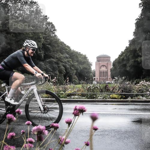 13.09.2026 - Stadtparktriathlon H.Heesch http://msf.ph/oto/10288553 13.09.2026 12:46:25 Radfahren 1098, 1101, 1115, 1204 meine-sportfotos.de