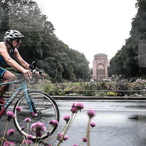13.09.2026 - Stadtparktriathlon H.Heesch http://msf.ph/oto/10288564 13.09.2026 12:46:32 Radfahren 1076, 1108, 1115, 1140, 1179, 1193 meine-sportfotos.de