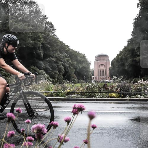 13.09.2026 - Stadtparktriathlon H.Heesch http://msf.ph/oto/10288572 13.09.2026 12:46:35 Radfahren 1076, 1108, 1111, 1149, 1152, 1179, 1299 meine-sportfotos.de