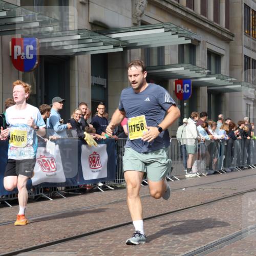 13.09.2026 - 21. swb-Marathon Bremen Strokosch-Dieckow http://msf.ph/oto/10288575 13.09.2026 10:44:10 Ziel 10454, 10806, 10861, 10956, 11148, 11438, 11615, 12473, 10337, 10342, 11019, 11108, 11208, 11312, 11447, 11614, 11644, 11758, 11930, 12436, 12559, 13538 meine-sportfotos.de