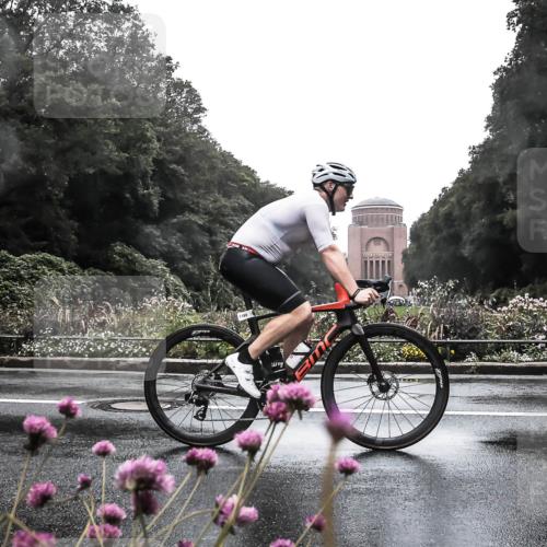 13.09.2026 - Stadtparktriathlon H.Heesch http://msf.ph/oto/10288631 13.09.2026 12:46:57 Radfahren 1162, 1189, 1218 meine-sportfotos.de