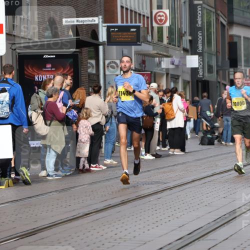 13.09.2026 - 21. swb-Marathon Bremen Strokosch-Dieckow http://msf.ph/oto/10288649 13.09.2026 10:44:22 Ziel 10266, 10454, 10806, 10861, 11438, 11615, 11692, 11704, 12302, 12425, 12473, 10342, 10956, 11108, 11148, 11644, 11758, 13538 meine-sportfotos.de