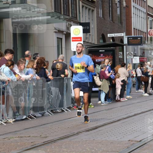 13.09.2026 - 21. swb-Marathon Bremen Strokosch-Dieckow http://msf.ph/oto/10288661 13.09.2026 10:44:24 Ziel 10266, 10454, 10628, 10806, 10861, 11615, 11692, 11704, 12302, 12425, 12473, 10956, 11108, 11148, 11438, 11644, 11758 meine-sportfotos.de