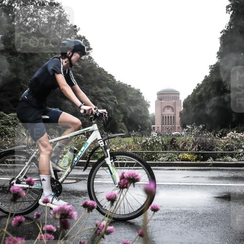 13.09.2026 - Stadtparktriathlon H.Heesch http://msf.ph/oto/10288674 13.09.2026 12:47:32 Radfahren 1154, 1164, 1176, 1202, 1217 meine-sportfotos.de