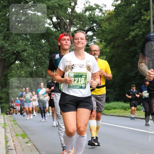13.09.2026 - 21. swb-Marathon Bremen TobiasT http://msf.ph/oto/10288676 13.09.2026 12:25:41 Laufen 218, 21, 26, 130 meine-sportfotos.de