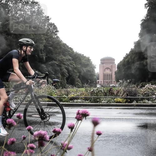 13.09.2026 - Stadtparktriathlon H.Heesch http://msf.ph/oto/10288713 13.09.2026 12:48:06 Radfahren 1091, 1128, 1268 meine-sportfotos.de