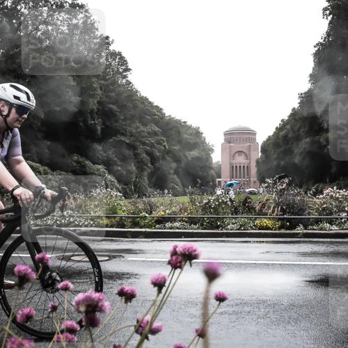 13.09.2026 - Stadtparktriathlon H.Heesch http://msf.ph/oto/10288737 13.09.2026 12:48:23 Radfahren 1212, 1237, 1260 meine-sportfotos.de
