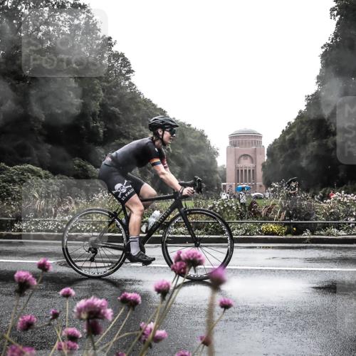 13.09.2026 - Stadtparktriathlon H.Heesch http://msf.ph/oto/10288740 13.09.2026 12:48:23 Radfahren 1212, 1237, 1260 meine-sportfotos.de