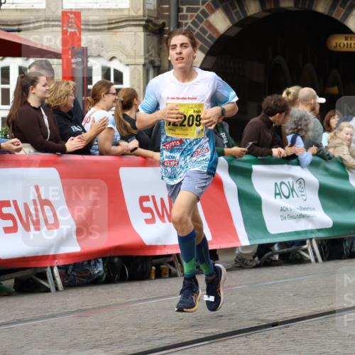13.09.2026 - 21. swb-Marathon Bremen Strokosch-Dieckow http://msf.ph/oto/10288742 13.09.2026 10:41:12 Ziel 10575, 11903, 12209, 12477, 13520 meine-sportfotos.de