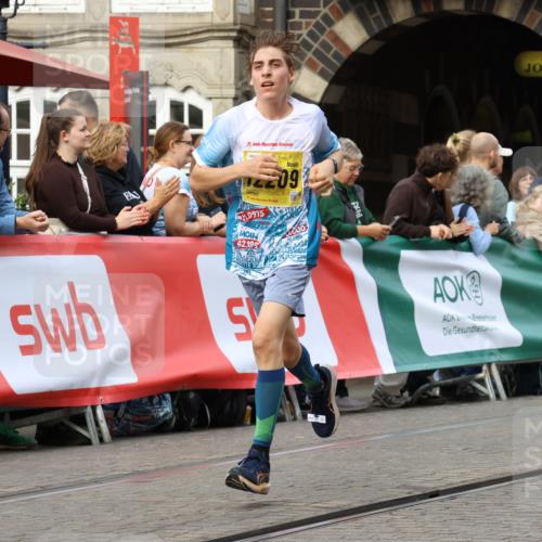 13.09.2026 - 21. swb-Marathon Bremen Strokosch-Dieckow http://msf.ph/oto/10288752 13.09.2026 10:41:12 Ziel 10575, 11903, 12209, 12477, 13520 meine-sportfotos.de