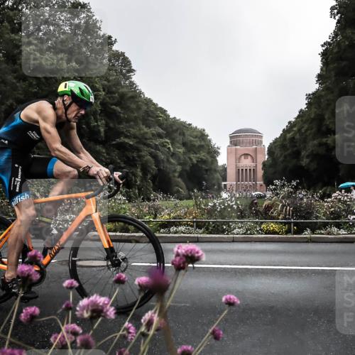 13.09.2026 - Stadtparktriathlon H.Heesch http://msf.ph/oto/10288756 13.09.2026 11:37:18 Radfahren 761, 906, 926 meine-sportfotos.de
