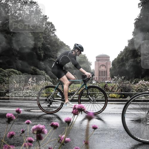 13.09.2026 - Stadtparktriathlon H.Heesch http://msf.ph/oto/10288776 13.09.2026 12:48:44 Radfahren 1198, 1241, 1265 meine-sportfotos.de